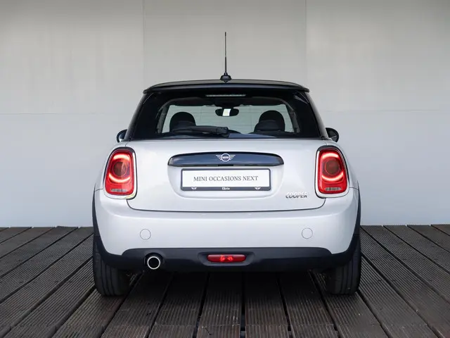 MINI 3-Deurs Cooper 2021 Benzine 5