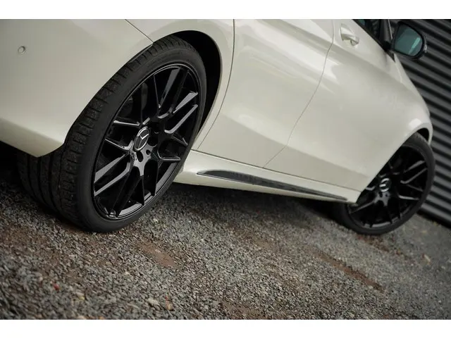 Mercedes-Benz C-Klasse AMG 43 4MATIC 2016 Benzine 37