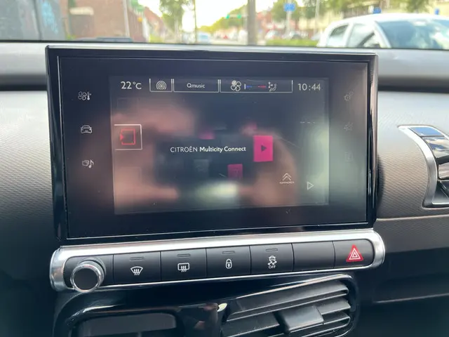 Citroën C4 Cactus 1.2 PureTech Feel 2018 Benzine 13