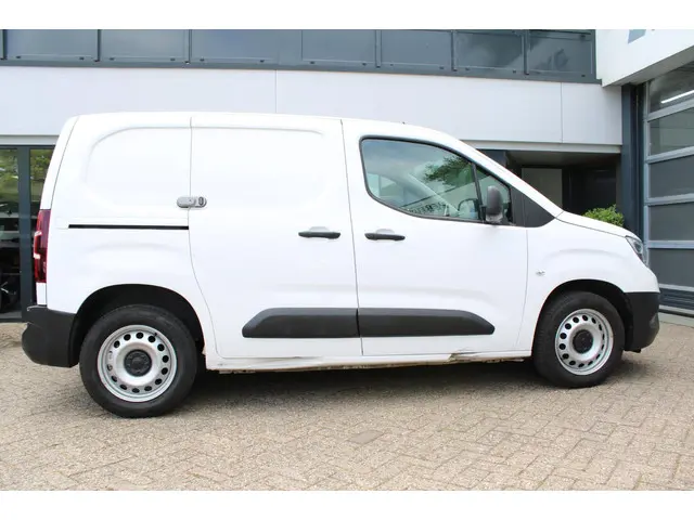 Opel Combo 1.5D L1H1 Edition 2021 Diesel 5