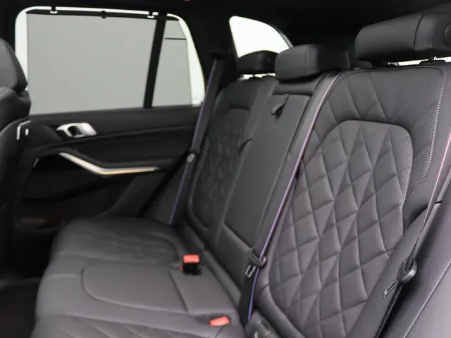 BMW X5 xDrive50e 2025 Hybride Benzine 22