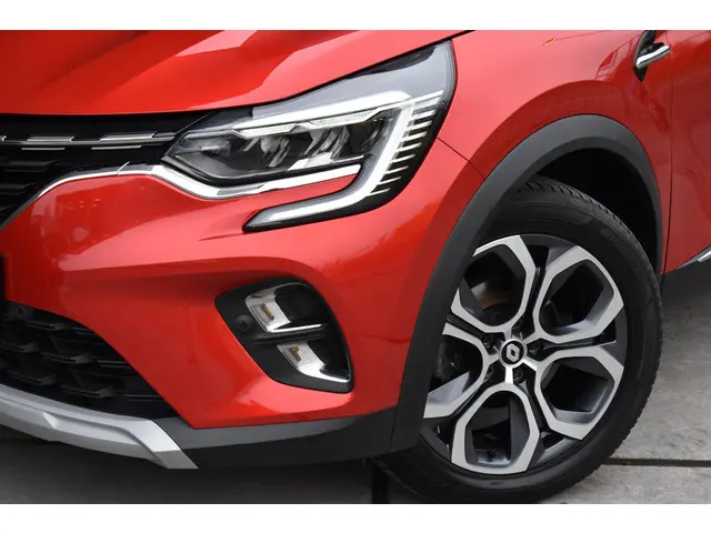 Renault Captur TCe 140 EDC Intens 2022 Benzine 4