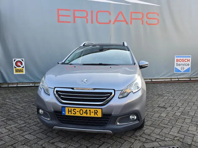 Peugeot 2008 1.2 PureTech Allure Pano, Navi 2016 Benzine 3