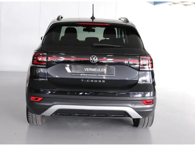 Volkswagen T-Cross 1.0 TSI Life Business 2021 Benzine 6