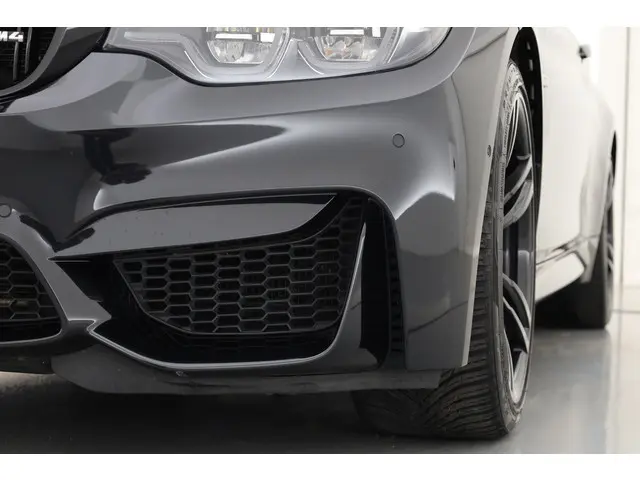 BMW M4 4-serie Cabrio Competition 2020 Benzine 35