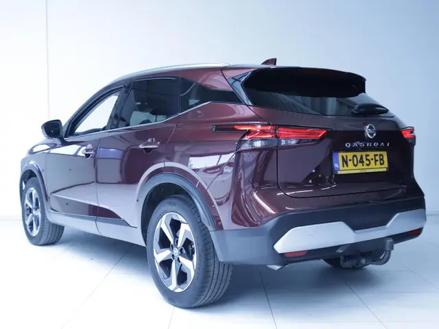 Nissan QASHQAI 1.3 MHEV Xtronic N-Connecta 2021 Benzine 6