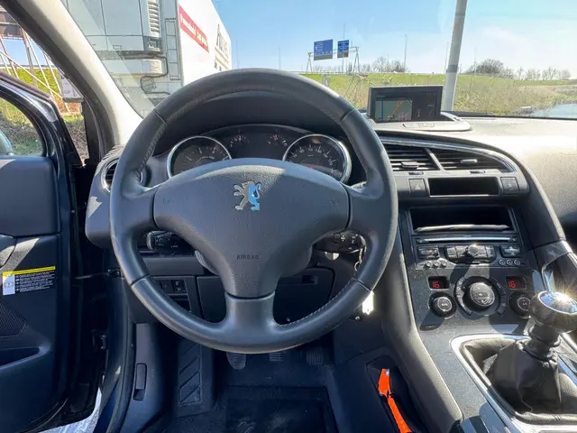 Peugeot 3008 1.6 THP Active / AIRCO / NAVI / NAP 2013 Benzine 11