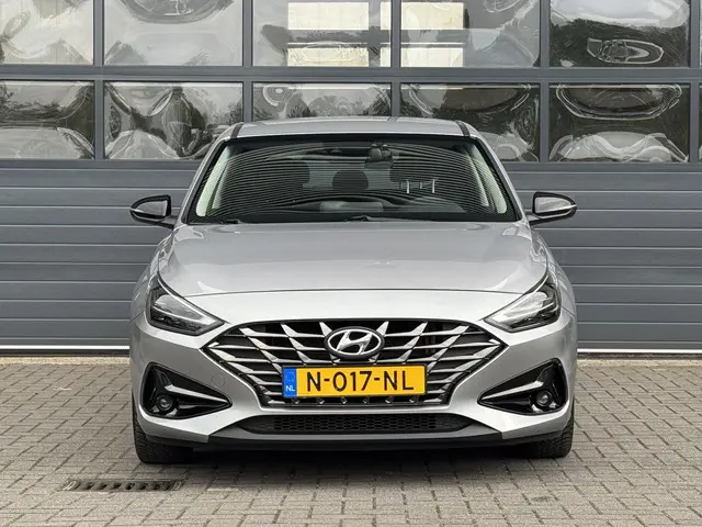 Hyundai i30 1.0 T-GDI MHEV COMFORT SMART 2021 Benzine 14