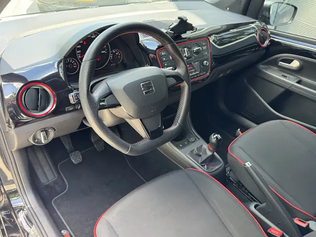SEAT Mii 1.0 MPI 60pk FR 2019 Benzine 7