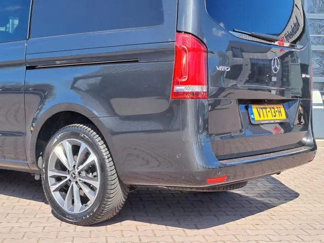Mercedes-Benz Vito 116 CDI Lang DC Comfort 2023 Diesel 40