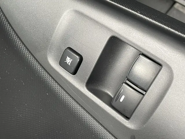 Mitsubishi Space Star 1.2 Connect+ 2024 Benzine 17