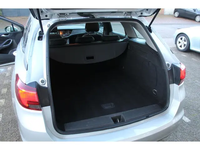 Opel Astra Sports Tourer 1.0 Edition 2016 Benzine 9