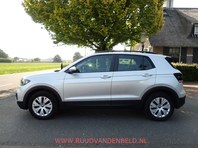 Volkswagen T-Cross 1.0 TSI 2021 Benzine 6