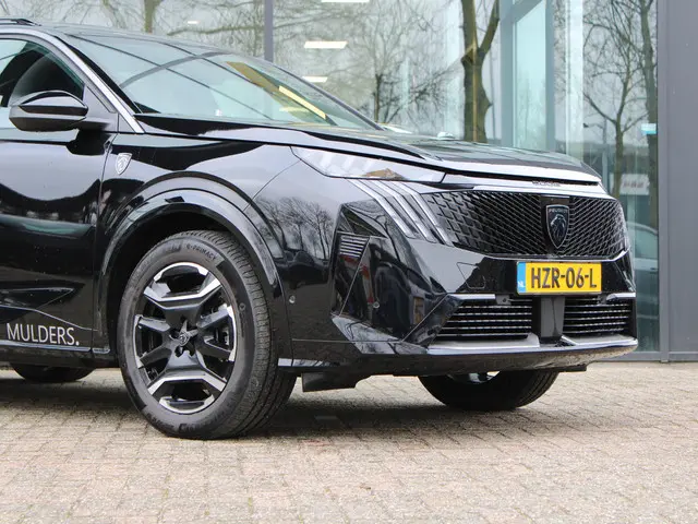 Peugeot e-5008 GT Avantage 73 kWh 2025 Elektrisch 11