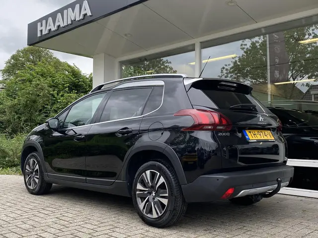 Peugeot 2008 1.2T 110pk Allure 2018 Benzine 4