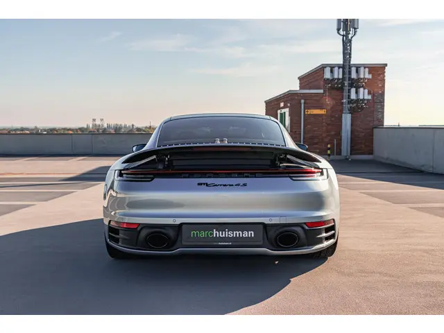 Porsche 911 3.0 Carrera 4S 2021 Benzine 19
