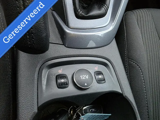 Ford Focus Wagon 1.0 EcoBoost Titanium 2013 Benzine 20