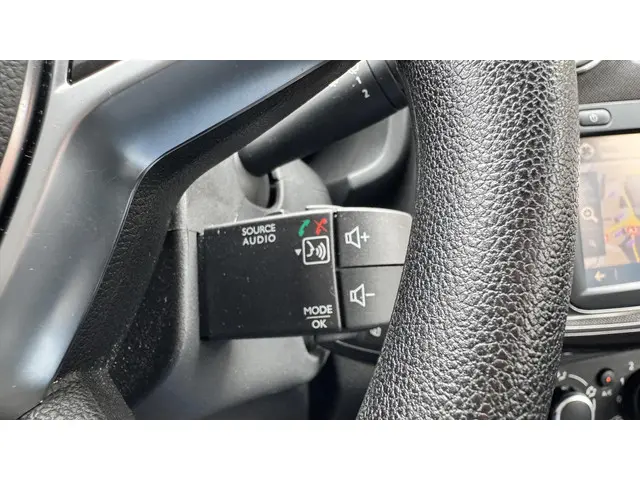 Dacia Logan MCV 0.9 TCe Laureate 2017 Benzine 23