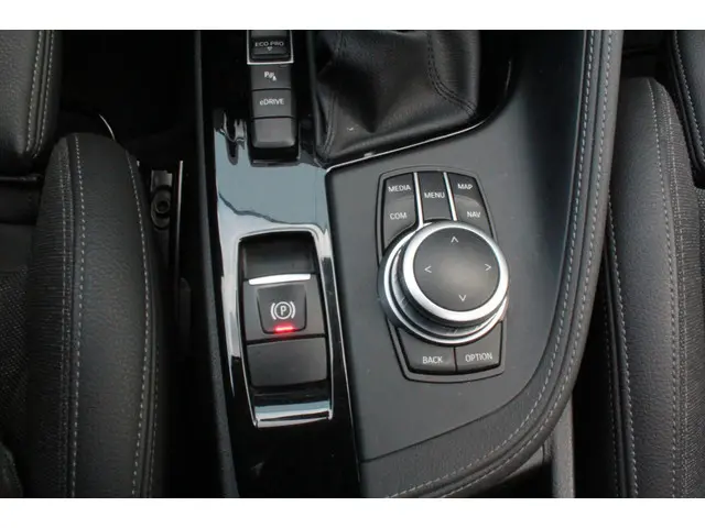 BMW X2 XDrive25e High Executive 2020 Hybride Benzine 22