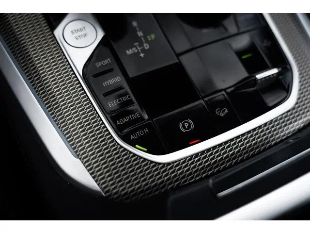 BMW X5 xDrive45e High Executive 2021 Hybride Benzine 36