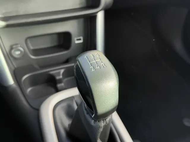 Citroën C3 Aircross 1.2 PureTech S&S Shine 2018 Benzine 19