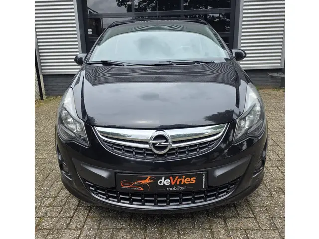 Opel Corsa 1.4-16V OPC Performance Line 2012 Benzine 2