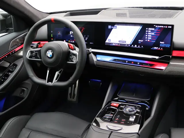 BMW M5 Touring 2025 Hybride Benzine 44