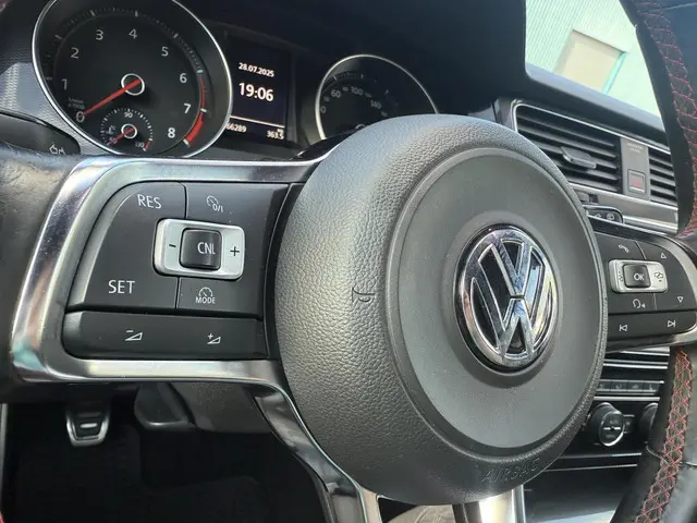 Volkswagen Golf 2.0 TSI GTI 2015 Benzine 5