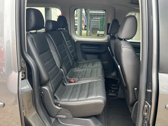 Volkswagen Caddy Maxi 1.4 TSI Trendline 5p 2017 Benzine 34