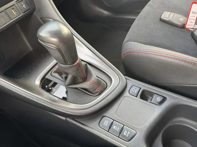 Toyota Yaris 1.5 Hybrid GR Sport 2023 Hybride Benzine 33