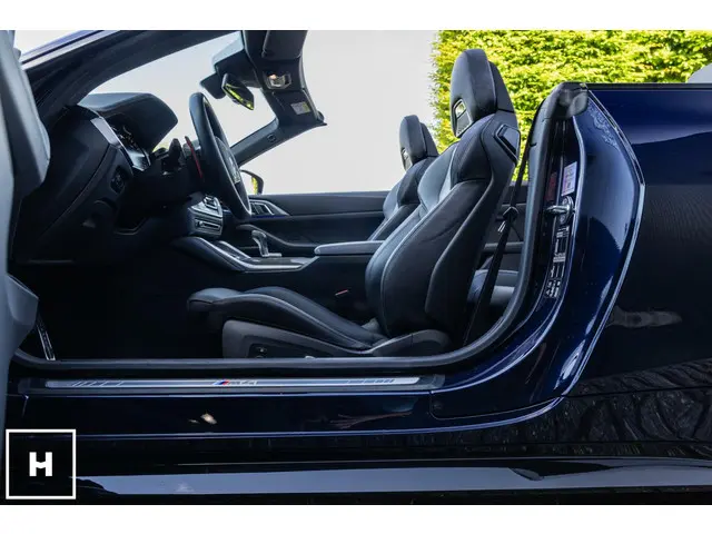 BMW M4 4-serie Cabrio xDrive Competition 2023 Benzine 54