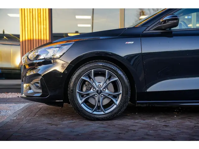 Ford Focus Wagon 1.0 EcoBoost ST Line 2019 Benzine 9