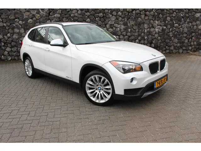 BMW X1 XDrive28i 245pk 4x4 High Executive 2013 Benzine 16