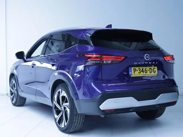 Nissan QASHQAI 1.3 MHEV Xtronic Tekna Plus 2022 Benzine 6