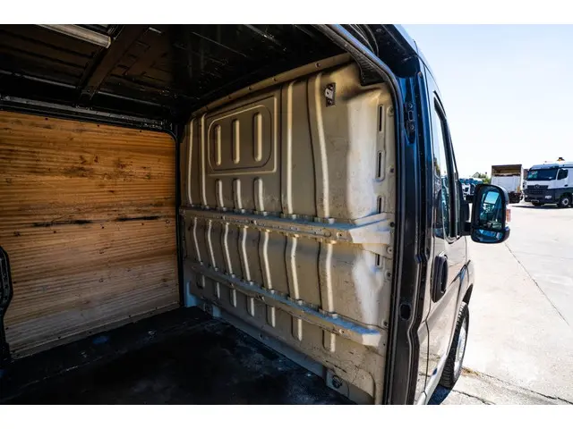 Peugeot Boxer 2.0 HDI 2017 Diesel 8
