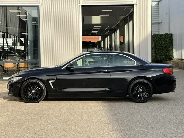 BMW 4 Serie Cabrio 428i High Executive 2014 Benzine 28