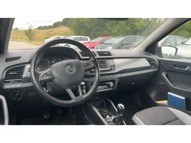 Škoda Fabia Combi 1.2 TSI 90pk JOY 2016 Benzine 4