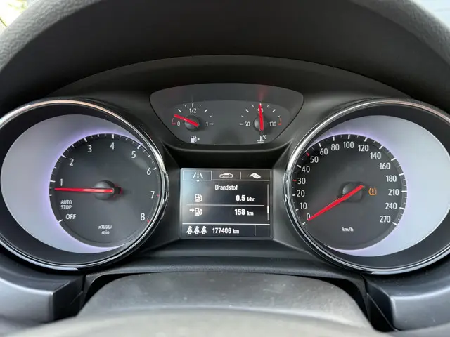 Opel Astra Sports Tourer 1.4 Business+ 2017 Benzine 19