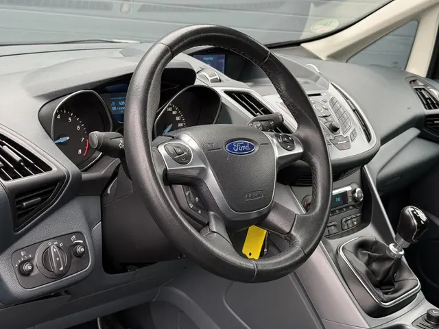Ford C-MAX 1.0 Edition 2014 Benzine 11