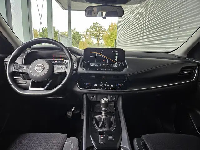 Nissan QASHQAI 1.3 MHEV Acenta 2022 Benzine 4
