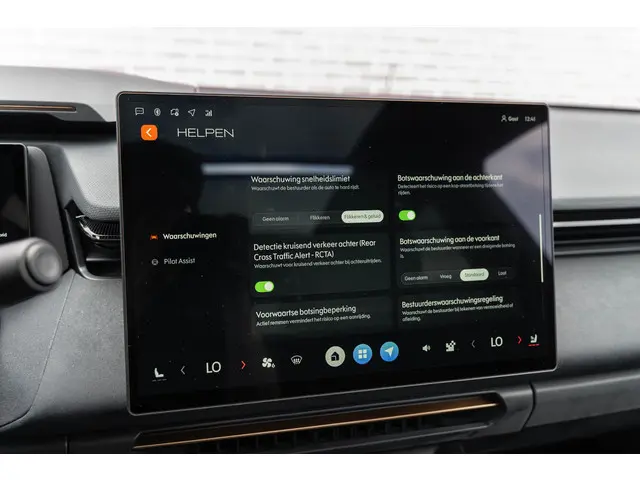 Lynk & Co 08 1.5 More 2025 Hybride Benzine 48