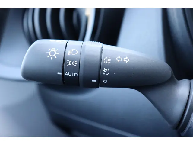 Toyota Aygo X 1.0 VVT-i Pulse Bitone lak 2024 Benzine 17