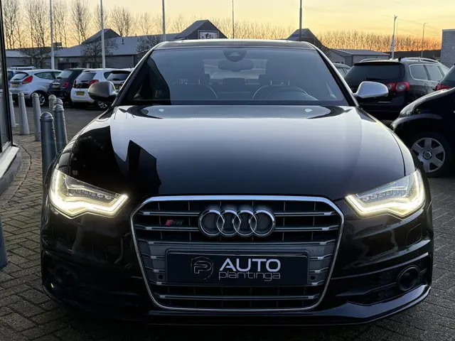 Audi A6 2