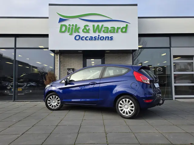 Ford Fiesta 1.25 | Trekhaak| Airco | 2015 Benzine 13