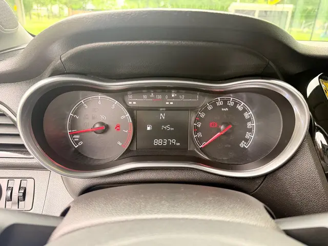 Opel KARL 1.0 ecoFLEX Innovation 2017 Benzine 6