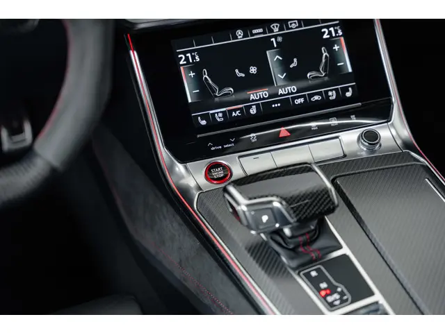 Audi RS6 Avant 2021 Benzine 32