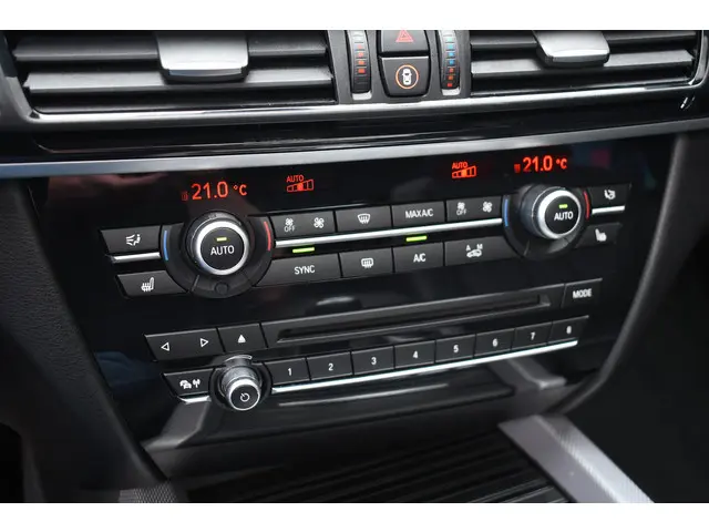 BMW X5 xDrive30d M-Sport 2014 Diesel 64