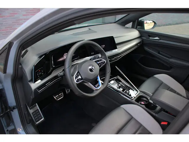 Volkswagen Golf 1.4 eHybrid GTE 2022 Hybride Benzine 8