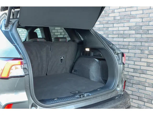 Ford Kuga 2.5 PHEV ST-Line X 2021 Hybride Benzine 15