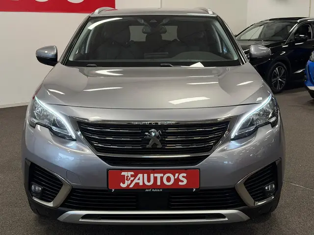 Peugeot 5008 1.2 PureTech Allure 2019 Benzine 8